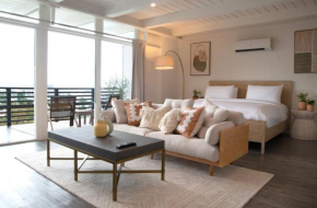 Hollywood Hills Hotel